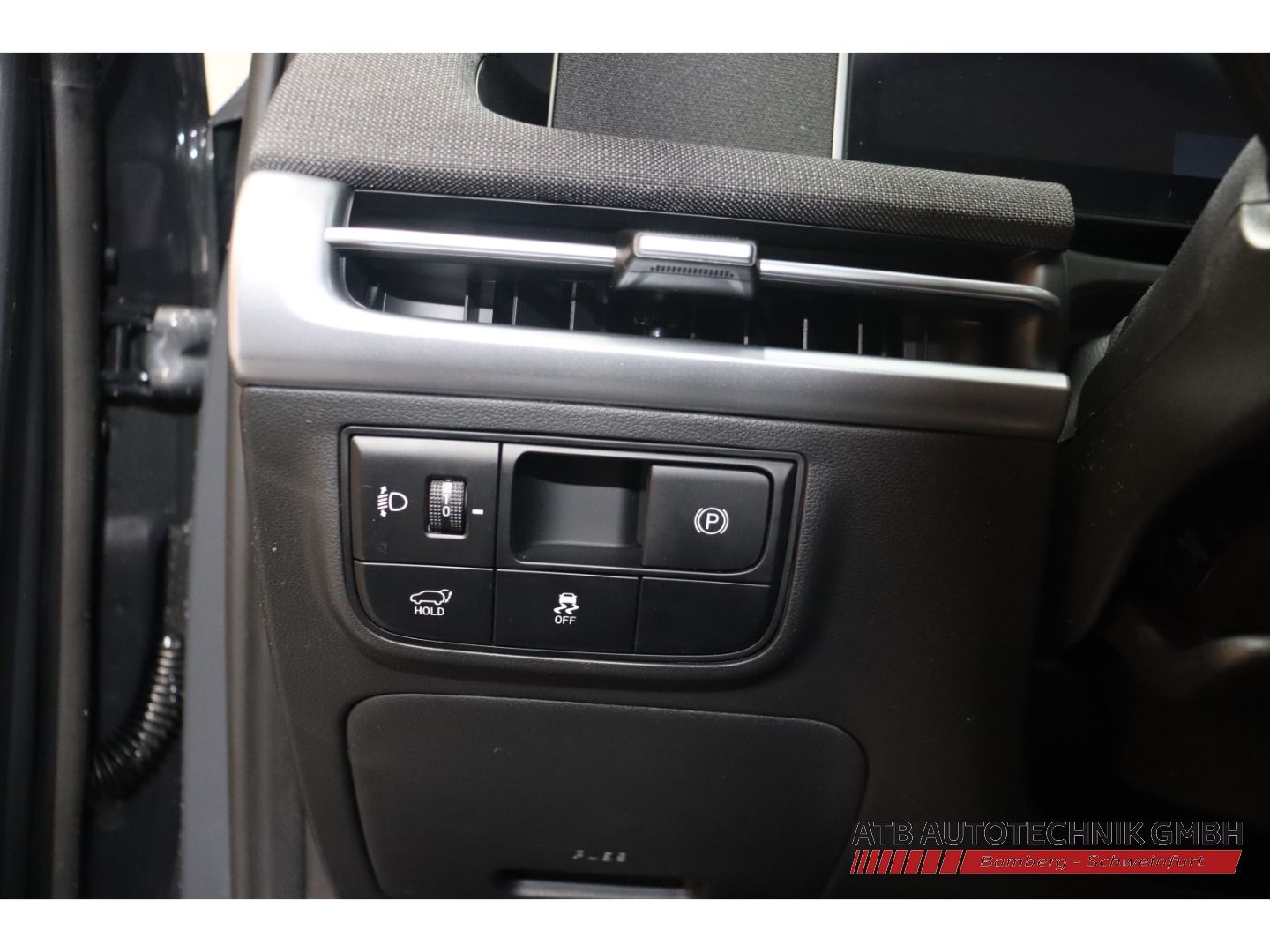 Fahrzeugabbildung Hyundai Tucson Trend MY25 1.6 T-GDI (160 PS) 48V 7-DCT 2