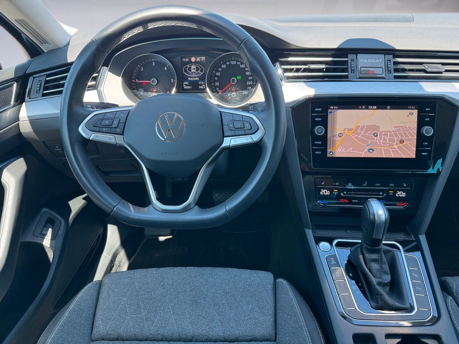 Fahrzeugabbildung Volkswagen Passat Variant Business 2.0 TDI