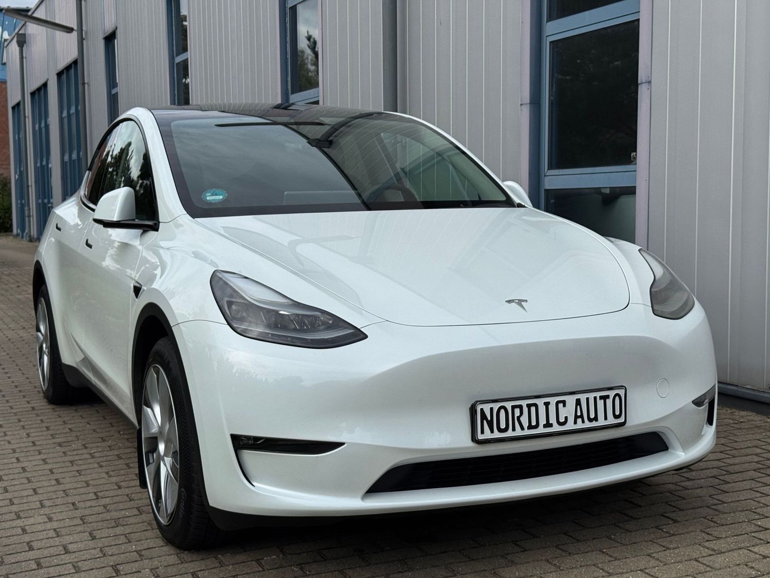 Tesla Model Y Long Range Dual AWD AHK 97% SOH foto 9