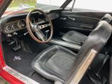 Ford Mustang - Ford Oldtimer mit Benzin-Antrieb