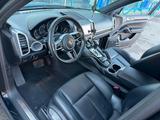 Porsche Cayenne Diesel -Model 2016 GTS Porsche Original  - Porsche Gebrauchtwagen in München