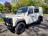 Land Rover Defender 110 Td5 Hardtop LKW Zulassung-Standheiz - gebrauchte Land Rover Defender aus dem Jahr 2002