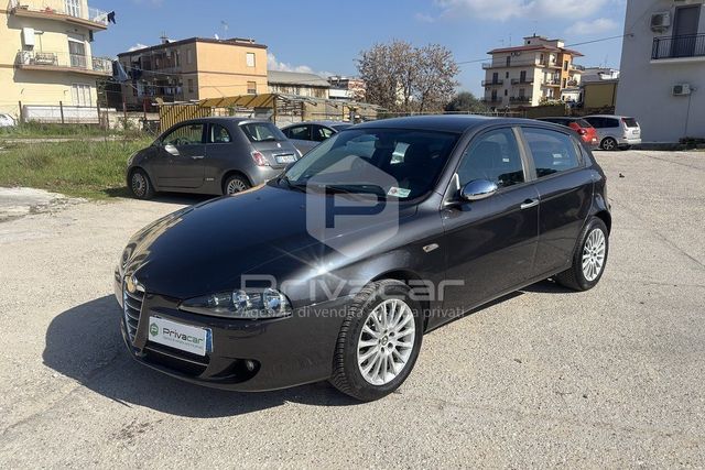 Alfa Romeo ALFA ROMEO 147 1.6 16V TS (105) 5 porte Progress