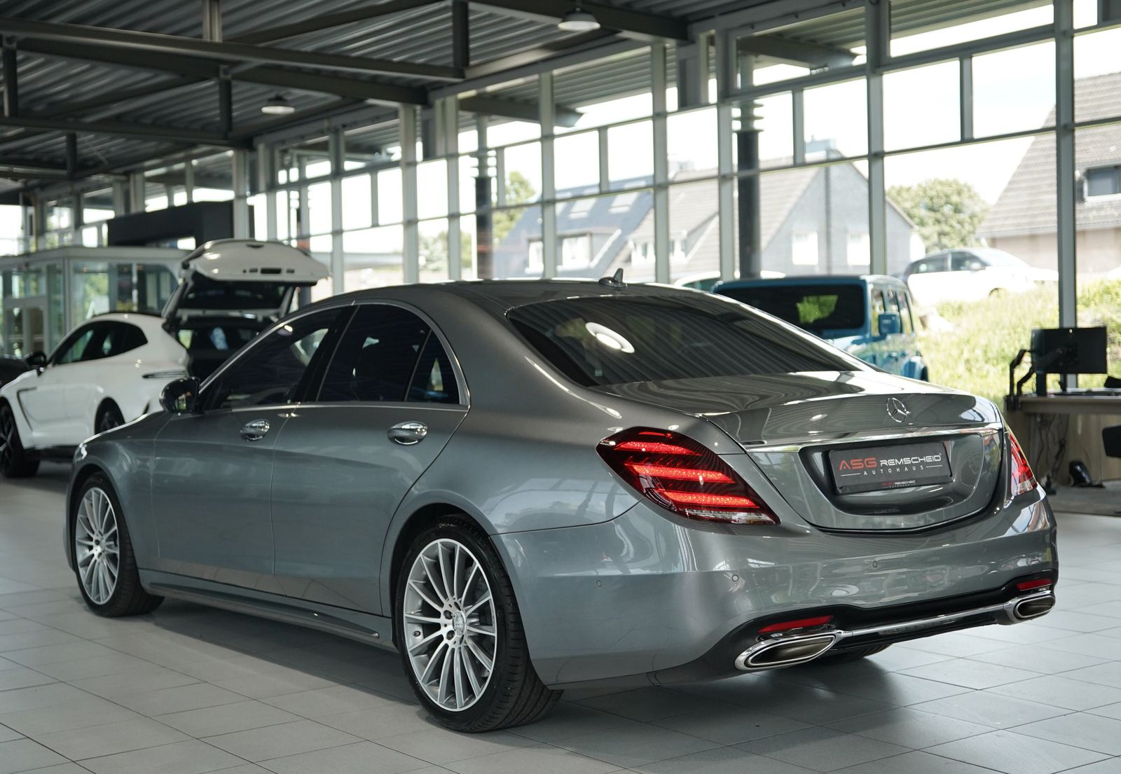 Mercedes Benz S 560
