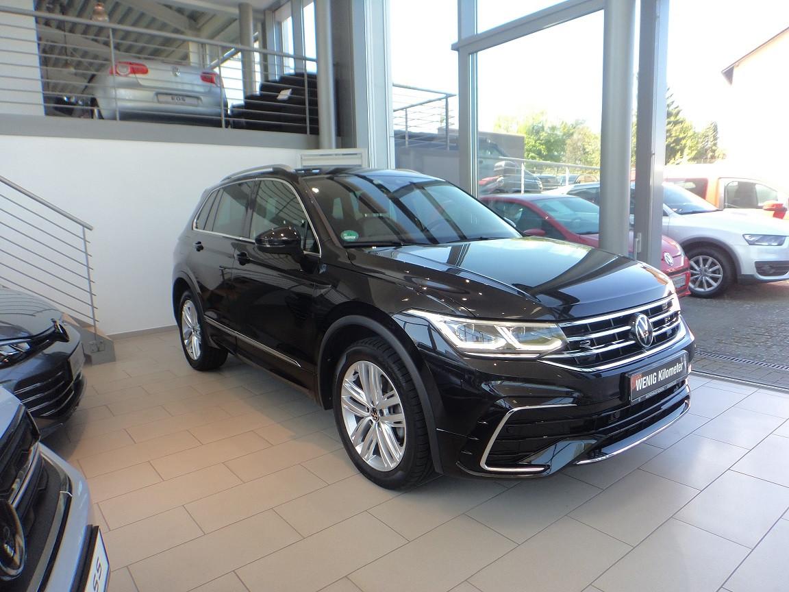 Volkswagen Tiguan R-Line eHybrid adaptives Fahrwerk