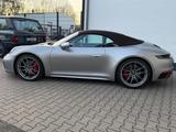 Porsche 992 Carrera 4S Cabriolet, 7-Gang - Porsche 992: Silber, Scheckheftgepflegt, Cabrio