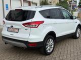 Ford Kuga Titanium 2HAND/TÜV NEU/LEDER - Ford Kuga Titanium mit Benzin-Antrieb