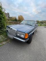 Mercedes-Benz Mercedes Benz 200 W123 Oldtimer sehr guter... - Mercedes-Benz 200: Kleinwagen
