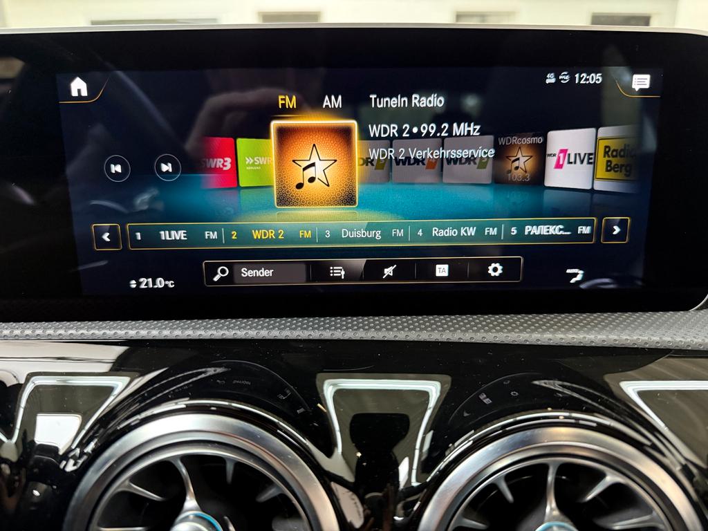 Mercedes-Benz CLA 45 AMG