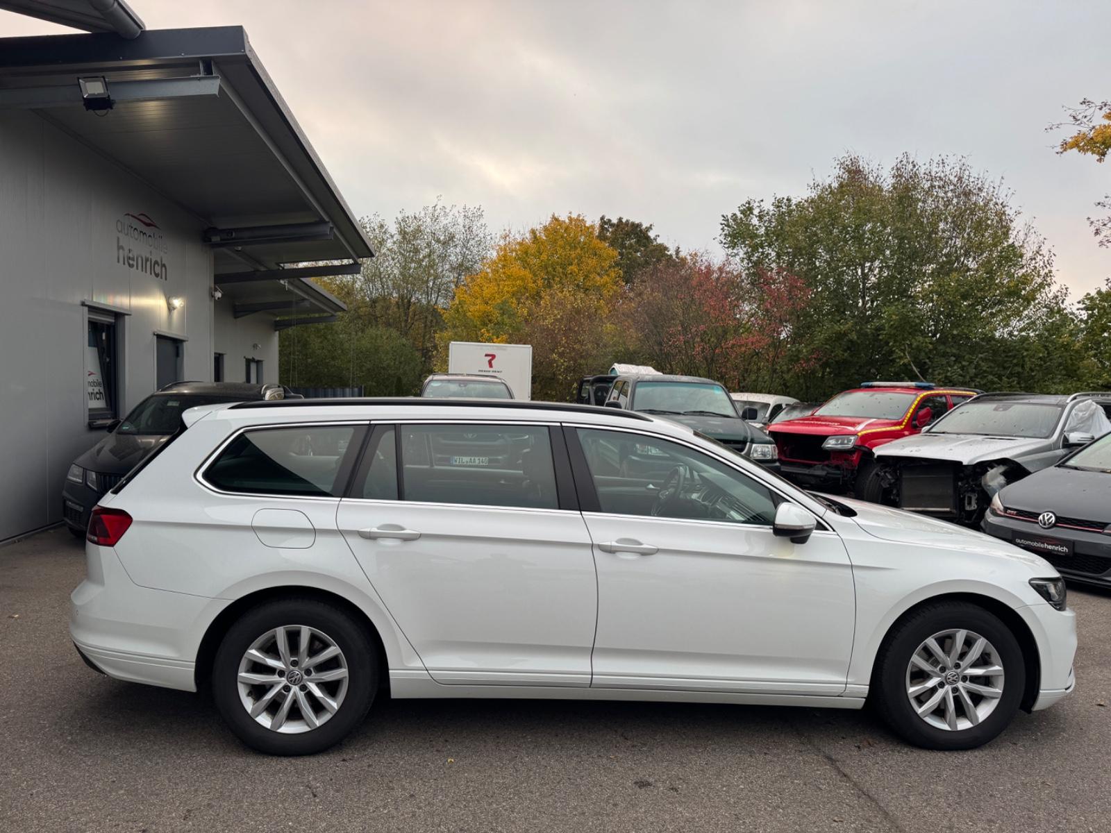 Volkswagen Passat Variant Business 2.0 TDI,Ahk,ACC,Massage