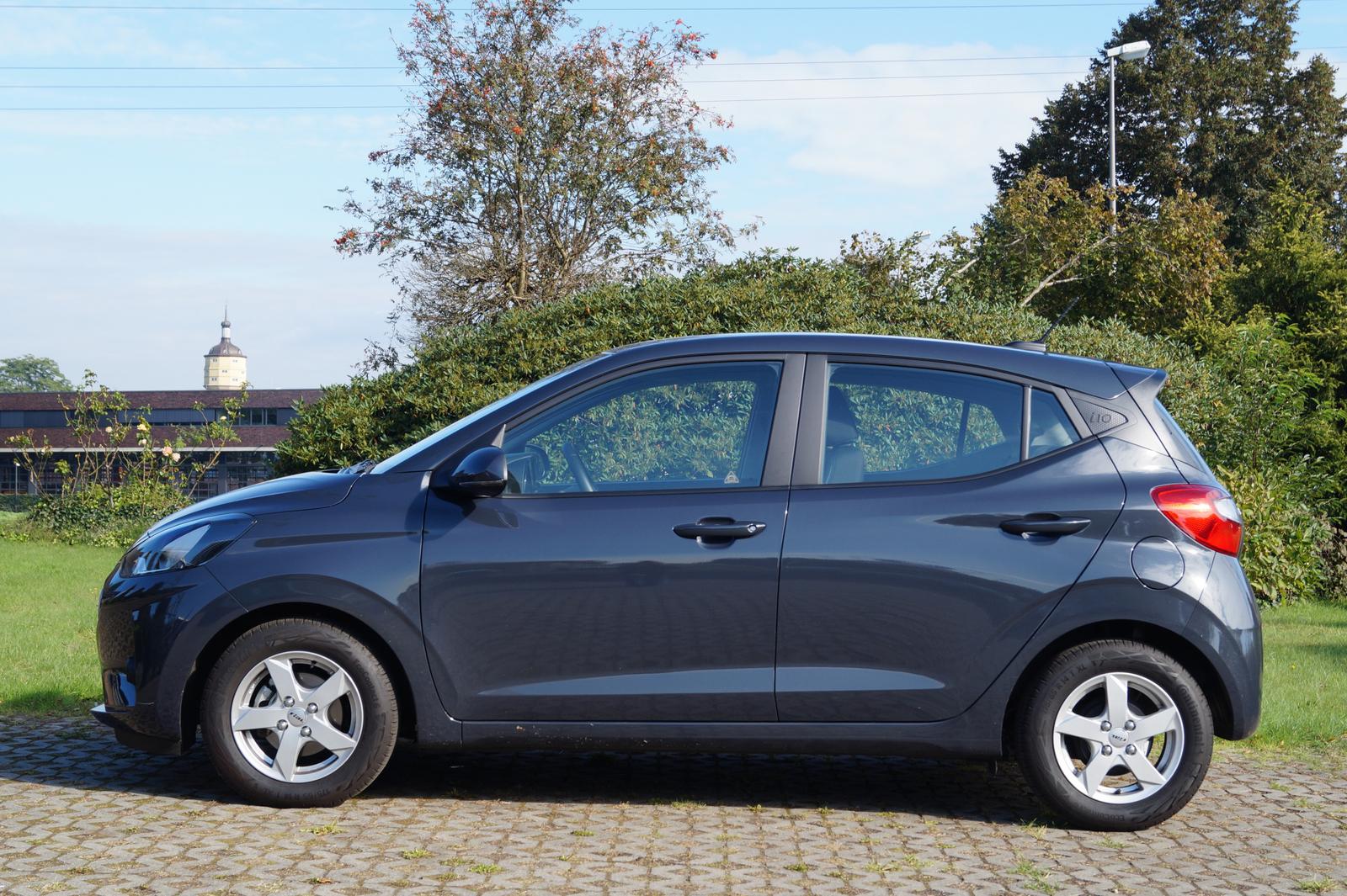 Hyundai i10 1.0Trend AUT-KLIMA-ALU+WR-NAVI-SHZG-TEMPOMAT