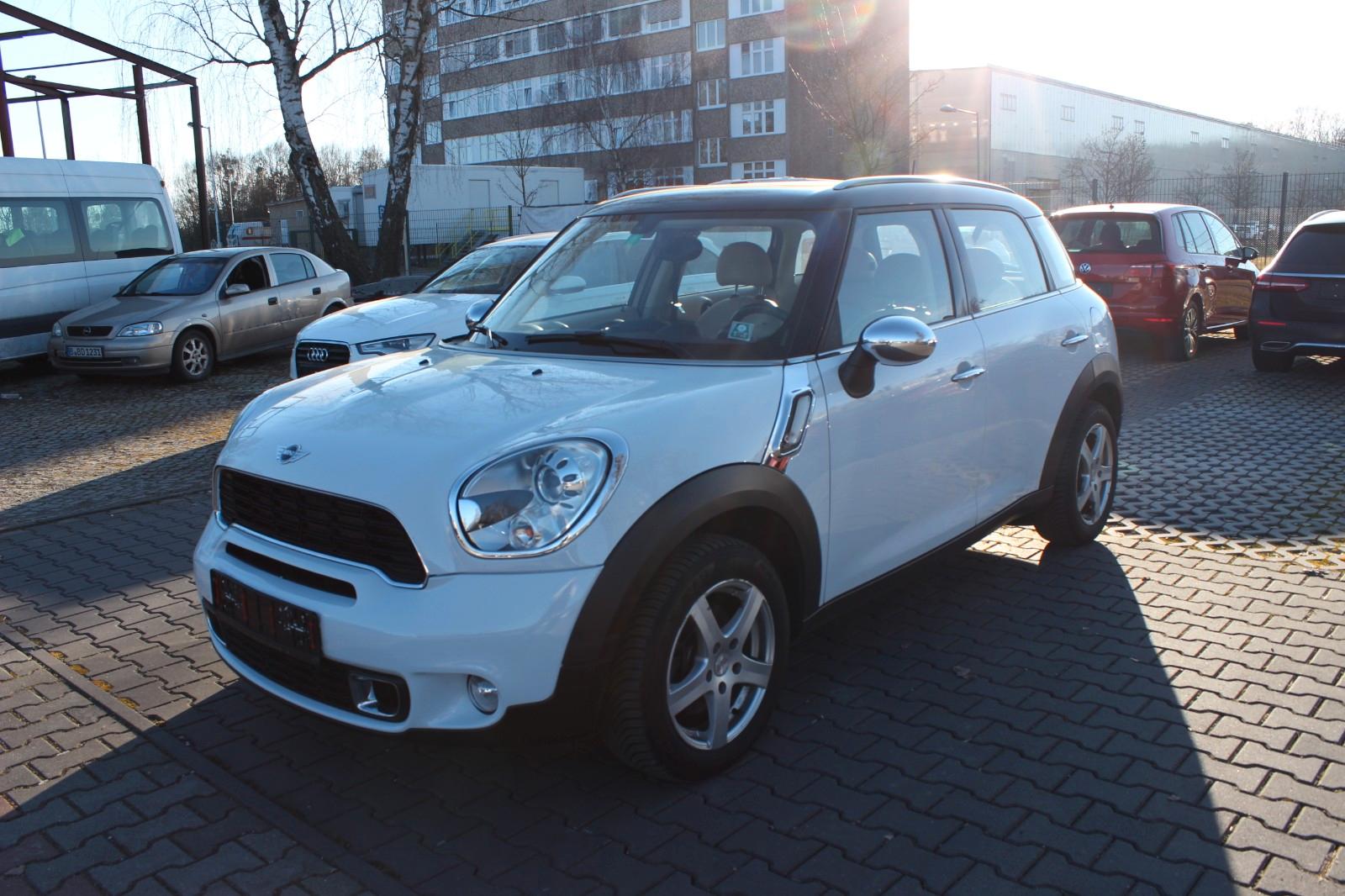 MINI Countryman Cooper SD ° PDC ° NAVI° PANO ° XENON