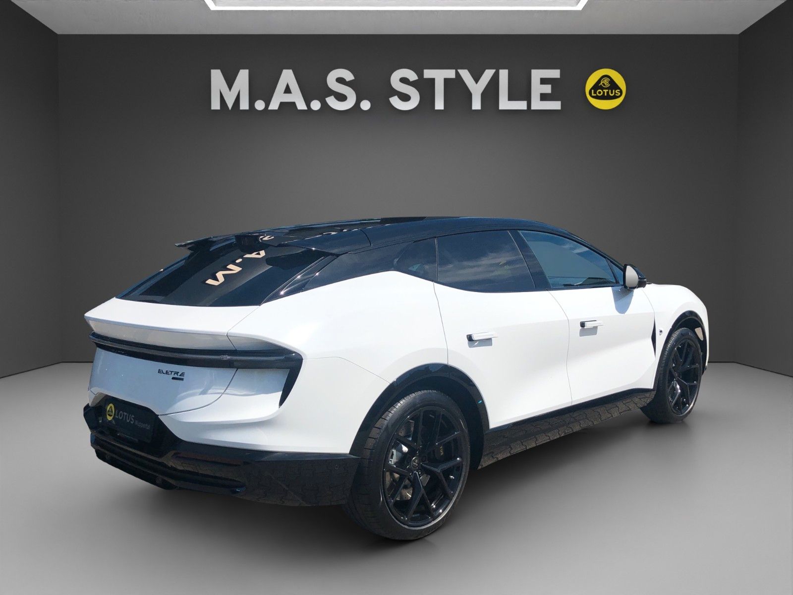 Fahrzeugabbildung Lotus Eletre 600 GT SE Vollleder schwarz