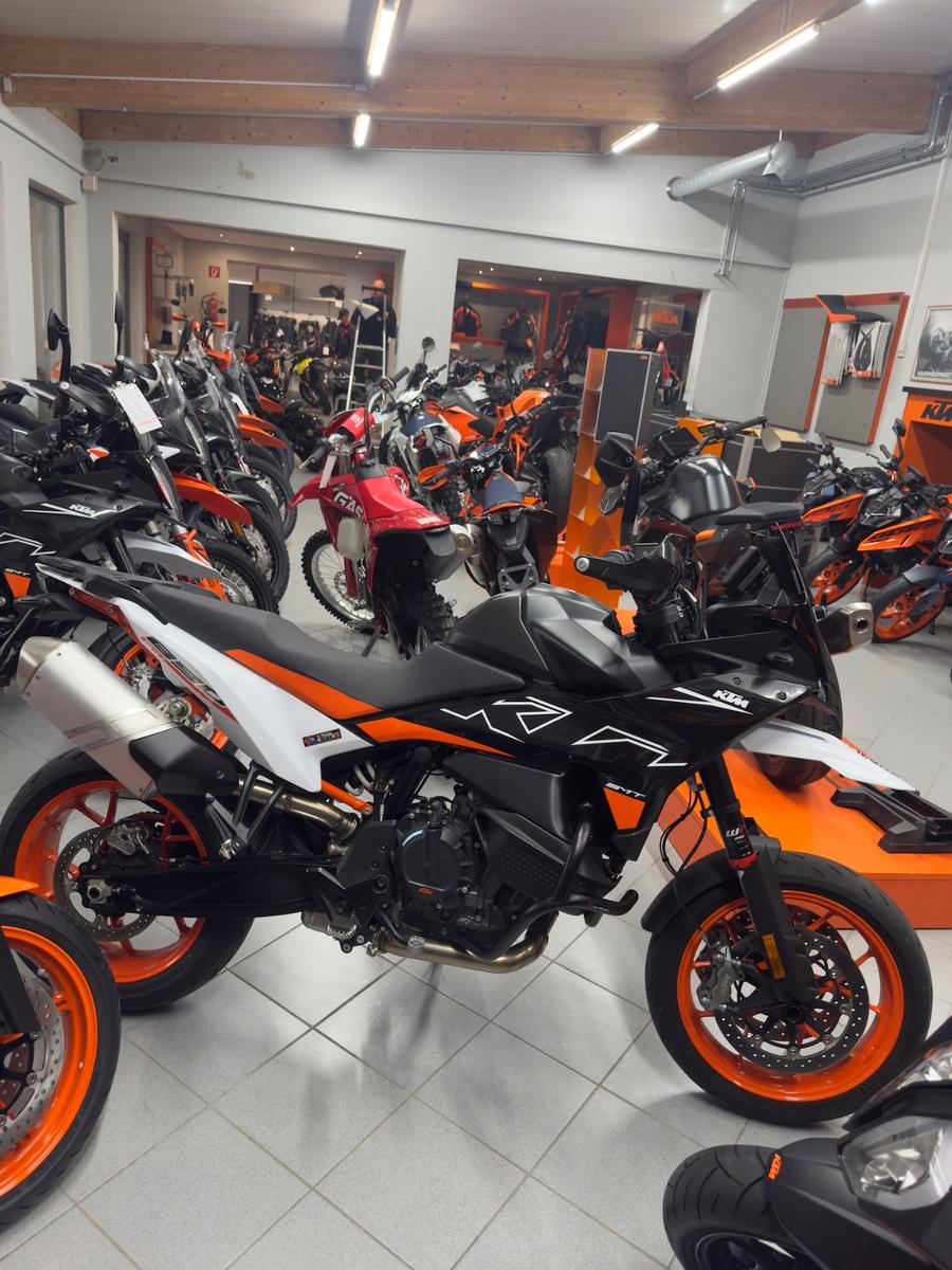 KTM 890 SMT, EZ: 5/23