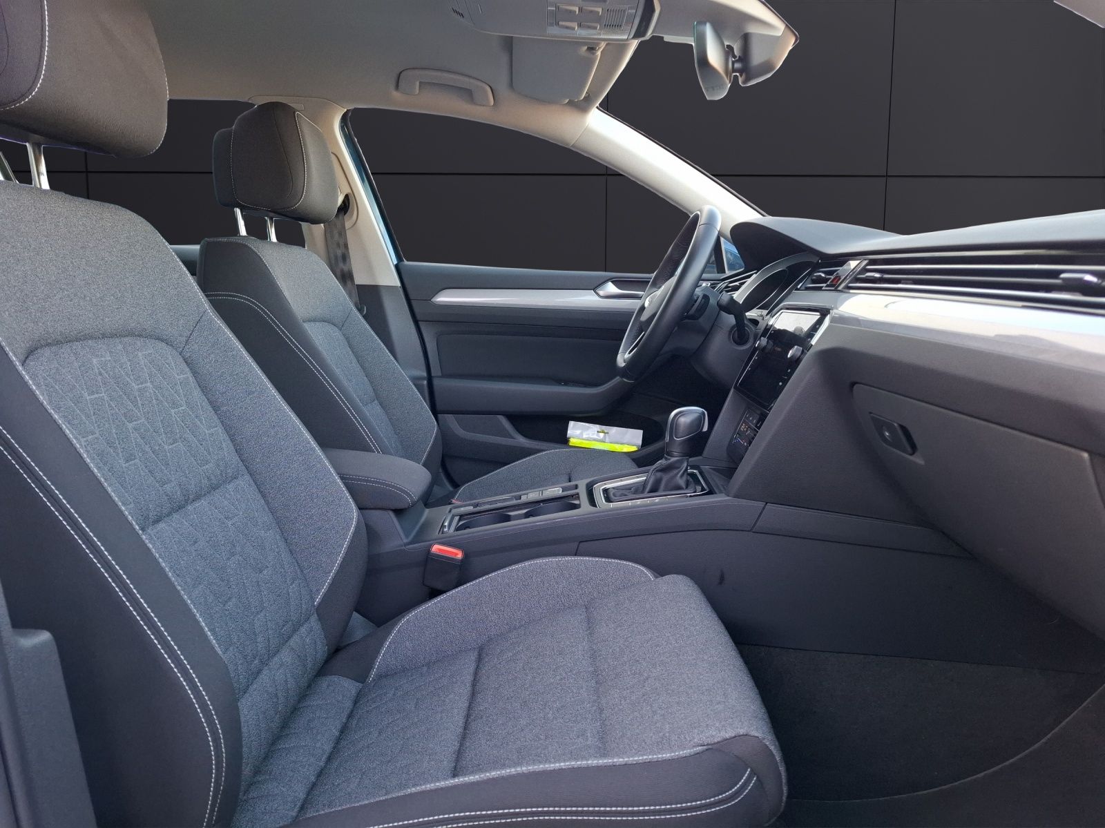 Fahrzeugabbildung Volkswagen Passat Variant TSI Business DSG Matrix Navi ACC