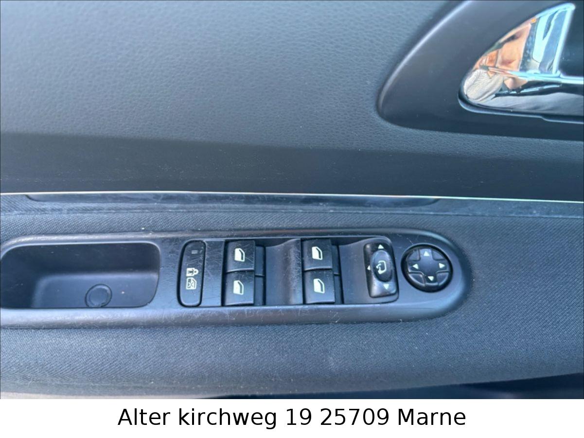 Peugeot 3008 Allure NAV.PDC.PANO.HUD.AHK.TÜV NEU