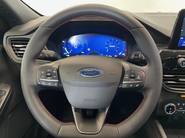 Fahrzeugabbildung Ford Kuga ST-Line X 1.5 Kamera totWinkelASS LED