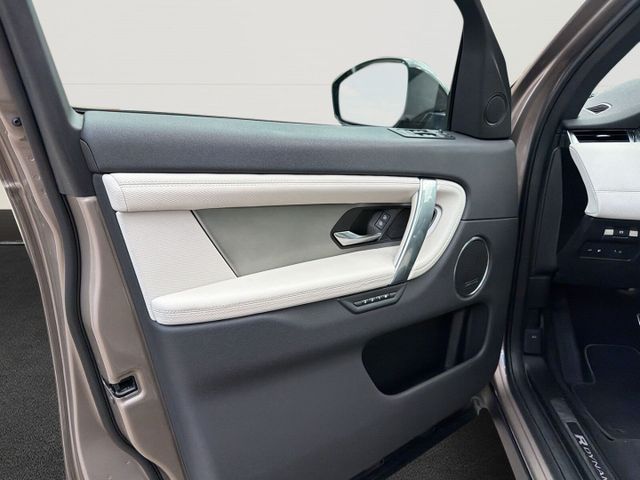 Land Rover Discovery Sport P300e R-Dynamic SE AWD