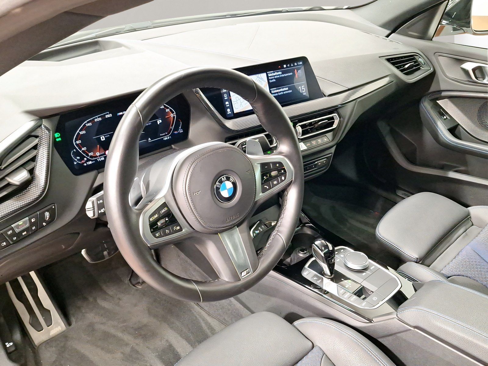 BMW M235i xDrive Gran Coupé LiveCockpitProf Head-Up foto 4
