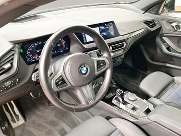 صورة 4 لـ 2022 BMW M235