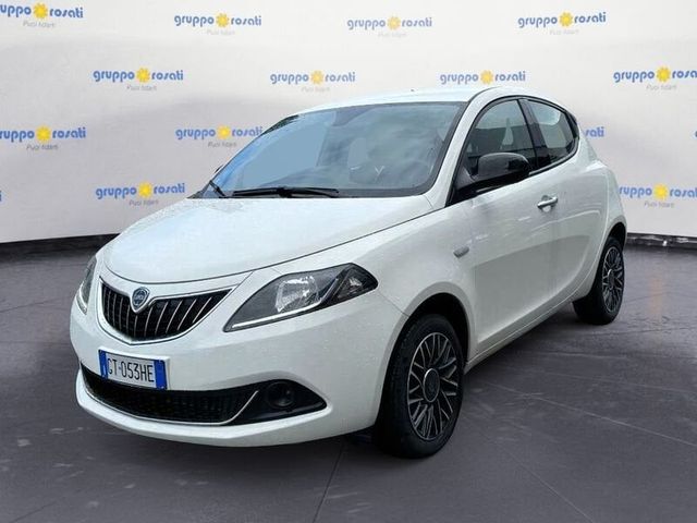 Jiný Lancia Ypsilon III 2021 1.0 firefly hybrid Plati