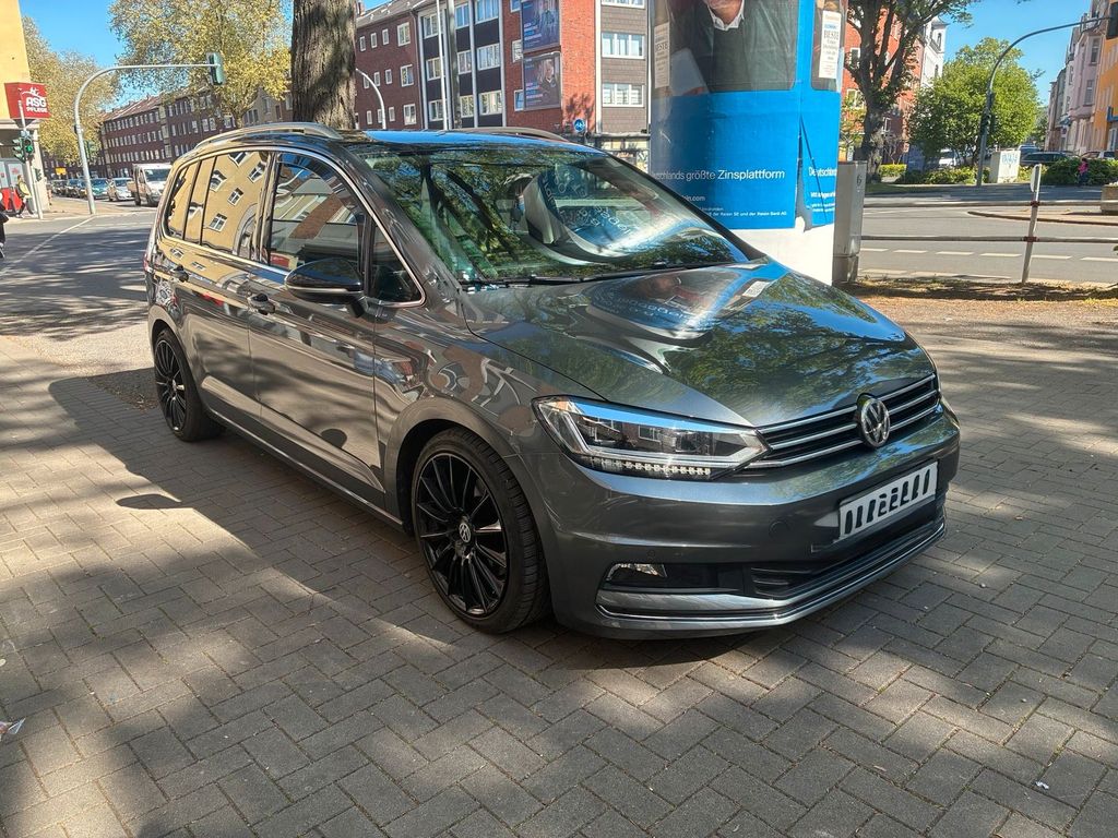 Image of Volkswagen Touran