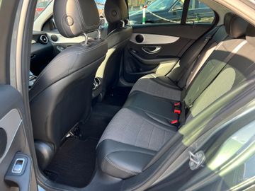 Fahrzeugabbildung Mercedes-Benz C 200 C -Klasse Lim. 4Matic Avantgarde NAVI AHK
