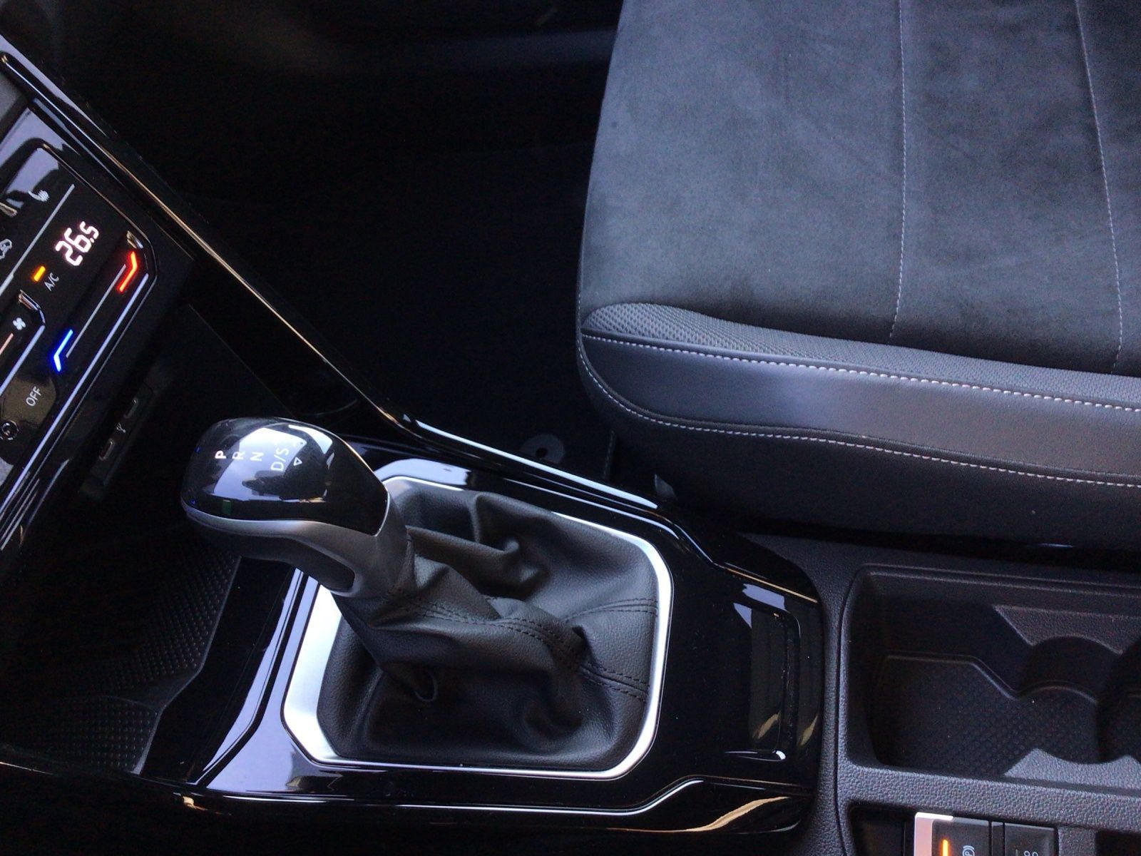 Volkswagen T-Roc - Bild 11