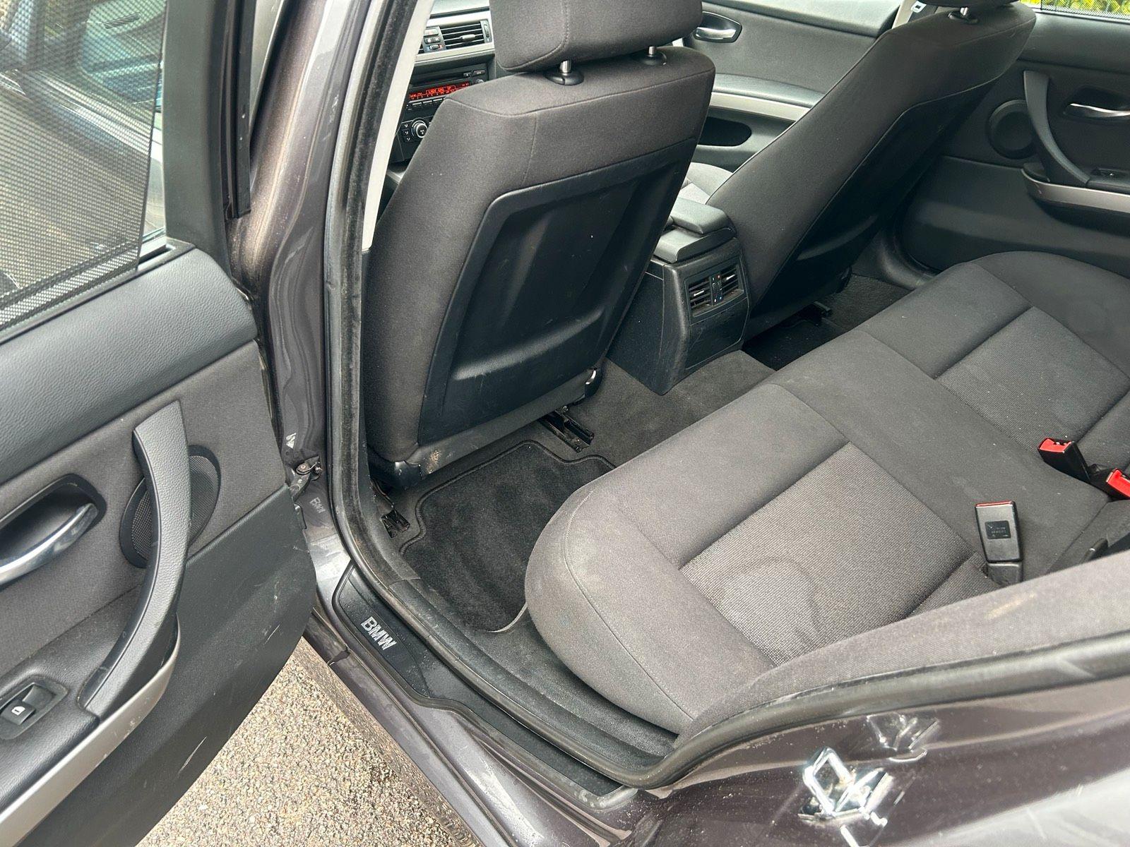 BMW 320 2006 — photo 9