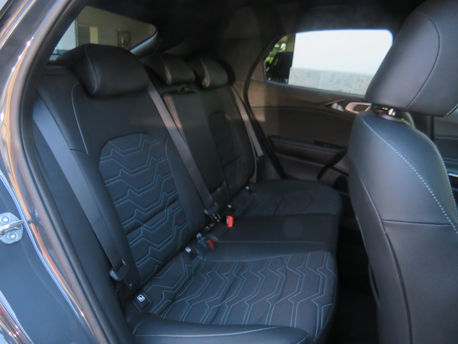 Kia XCeed Steel Edition // R-Kam, ACC, DAB, LED
