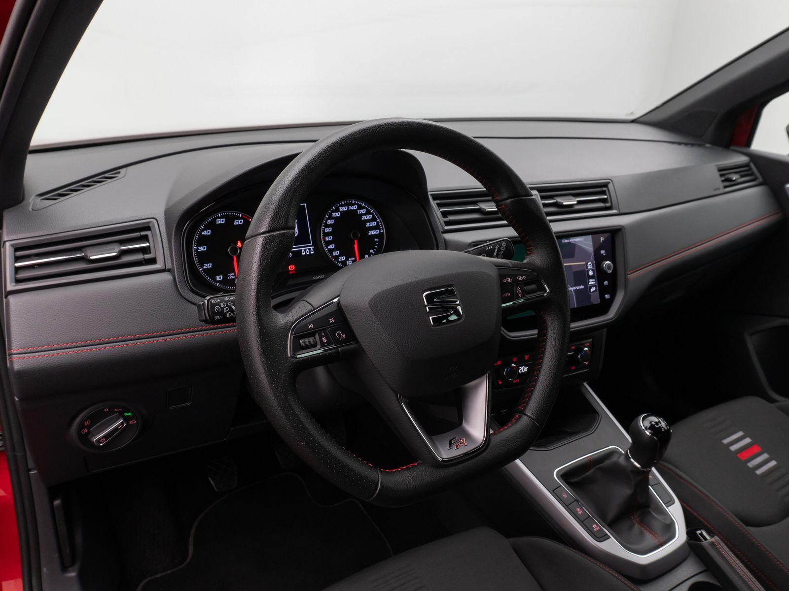 Fahrzeugabbildung SEAT Arona FR 1.5 TSI Kamera LED Tempomat Sport