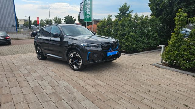 BMW iX3 IMPRESSIVE  Head-Up  AHK. Panorama-Glasdach.