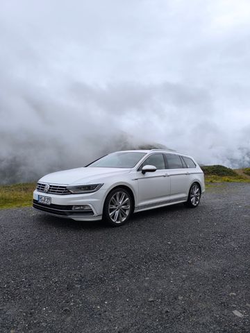 VW Passat 2.0 TDI SCR 140kW DSG 4M R-Line Varia...