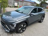 Hyundai NEW MJ24 SX2 1.6 DCT PRIME Bose Sitz Schieb - Hyundai KONA: Sx2
