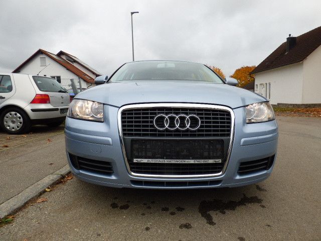 Audi A3 1.6  Attraction Klima