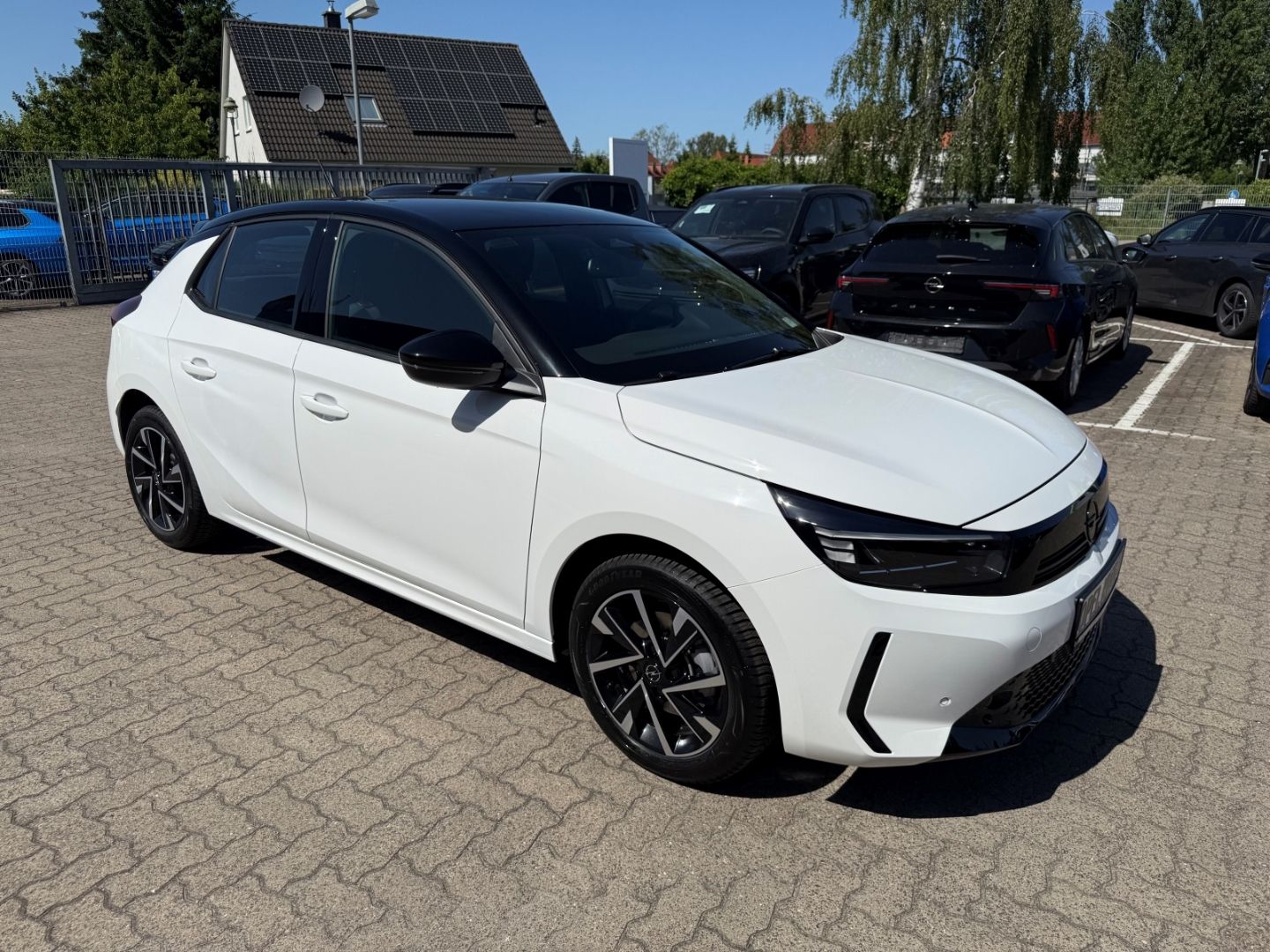 Fahrzeugabbildung Opel Corsa F GS SHZ+LHZ+Kamera+Allwetter