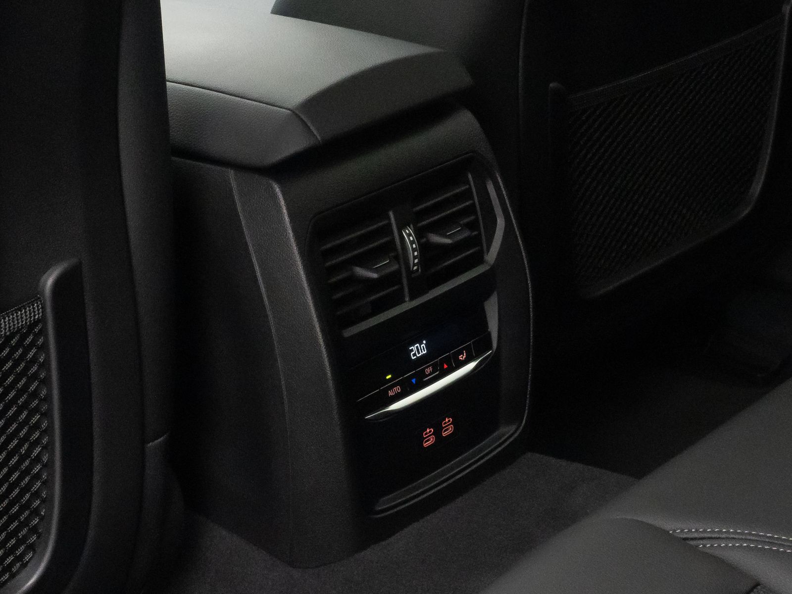 Fahrzeugabbildung BMW i4 eD40 Gran Coupe DAB Kamera Widscreen Sportstz