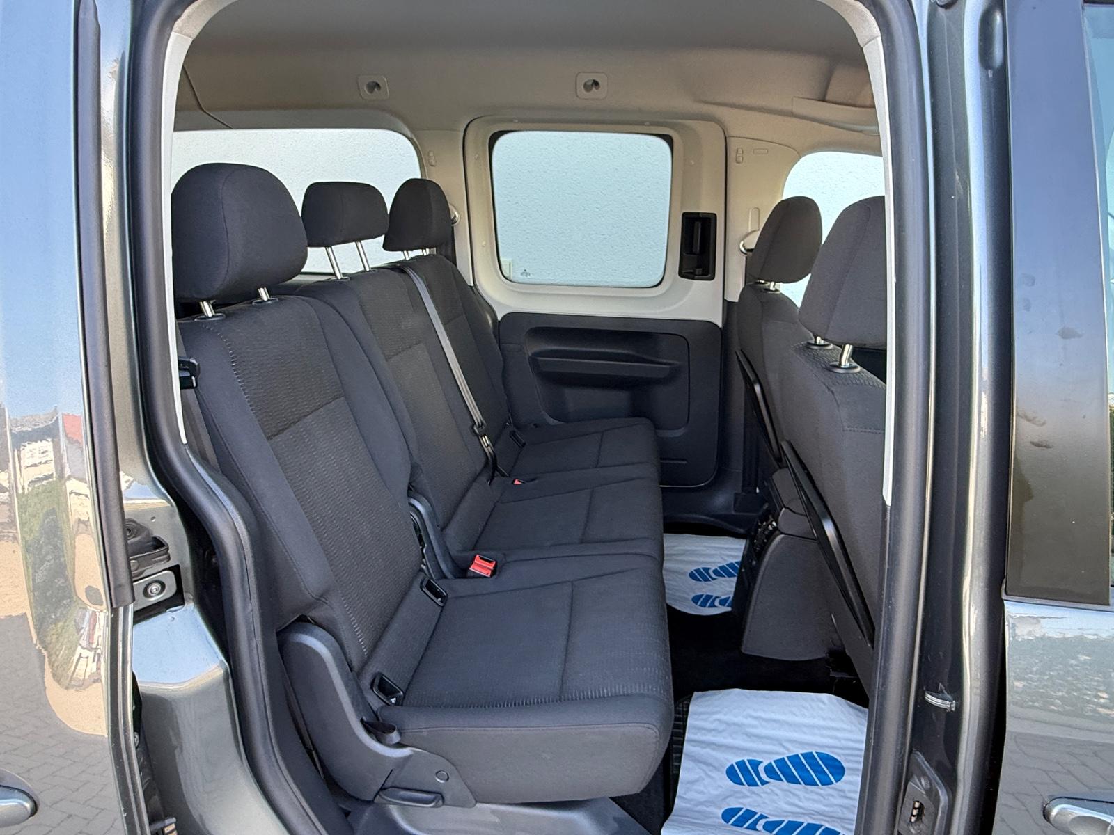 Volkswagen Caddy Maxi-7SITZER-1.HAND-150 PS