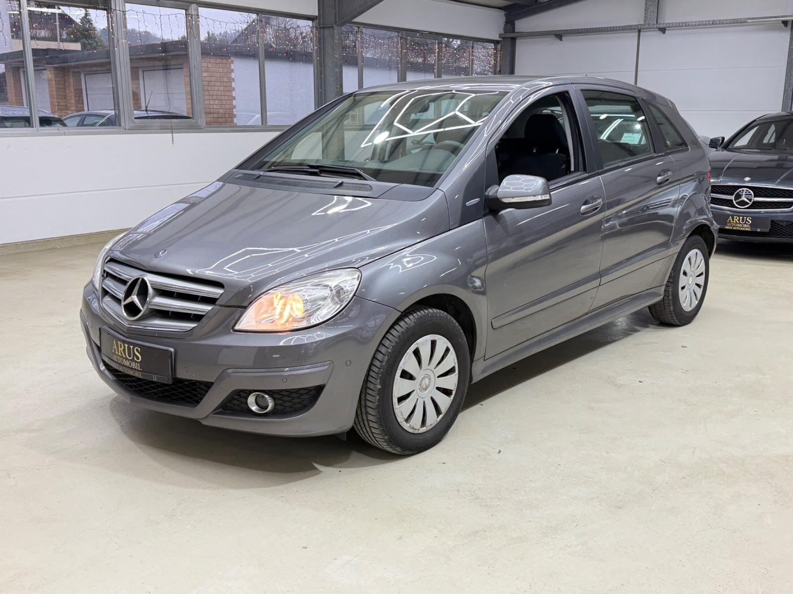 Mercedes-Benz B 180 BLUEEFICIENCY-PDC-SHZ-KLM-1 HAND