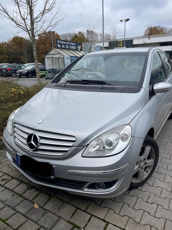 Mercedes-Benz B 170