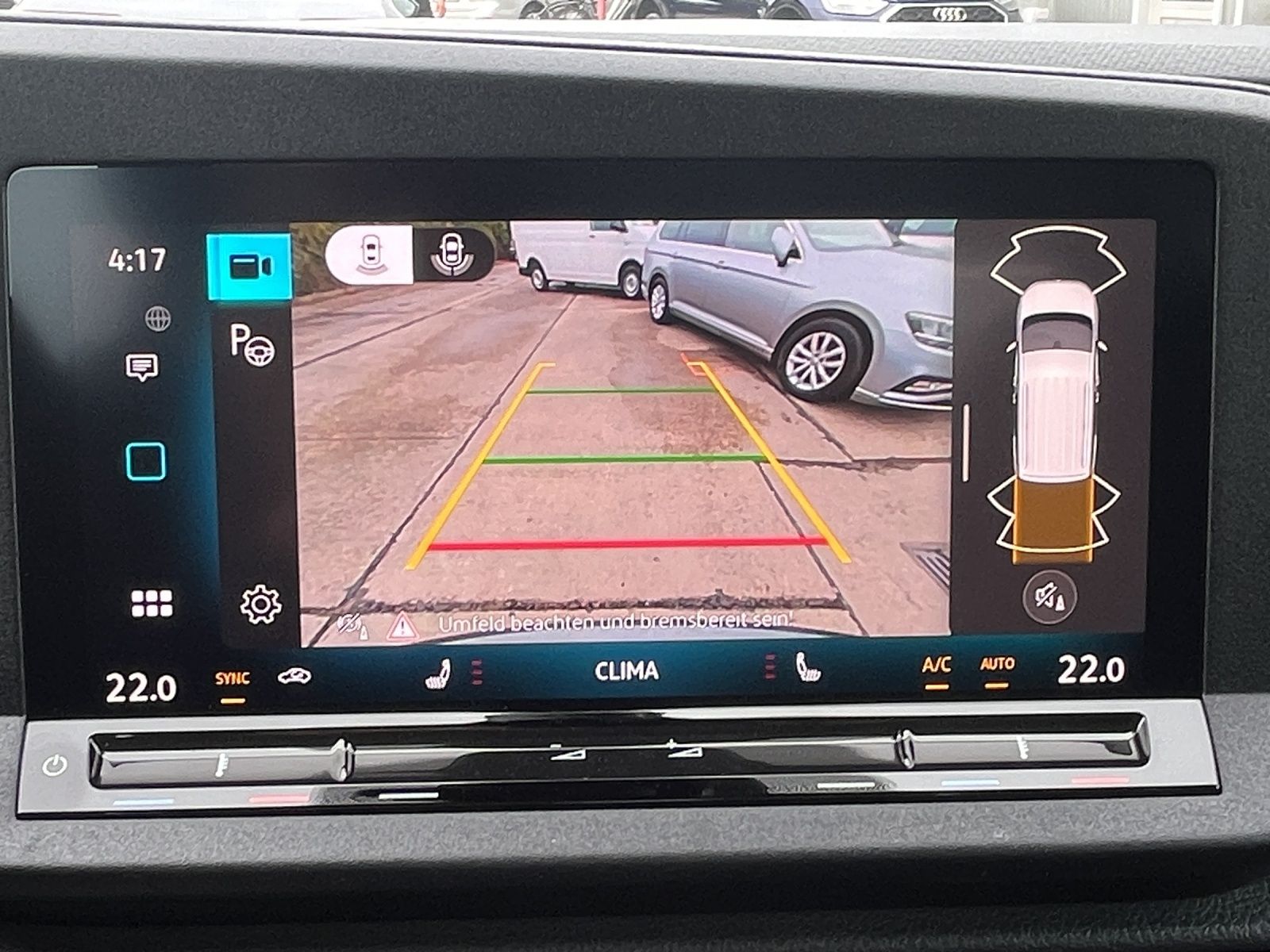Fahrzeugabbildung Volkswagen Caddy TDI Life LED CarPlay AID ACC RFK SH LM