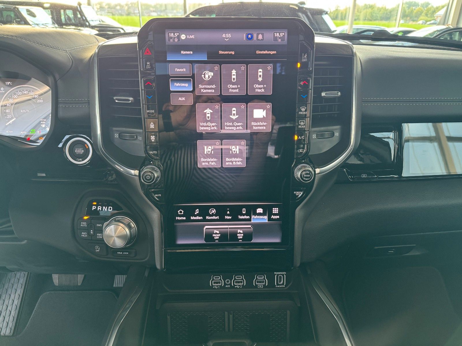 Fahrzeugabbildung Dodge RAM 1500 Crew Cab Laramie Night 5.7 V8 MY 2026