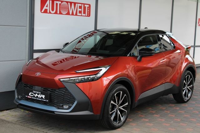 Toyota C-HR Plug-In Hybrid Teamplayer