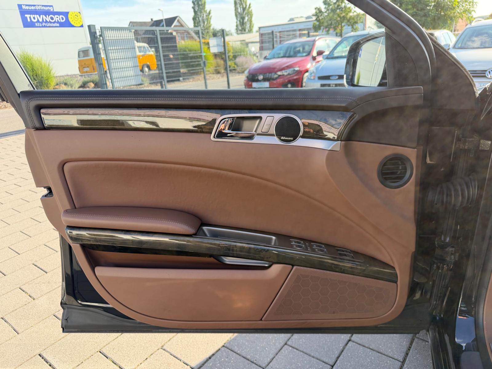 Volkswagen Phaeton 4.2 V8*EXCLUSIVE*ACC*S-DACH*STHZ*TOP*