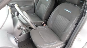 Dacia Dokker Stepway TCe 115 PS mit Klang & Klimapaket