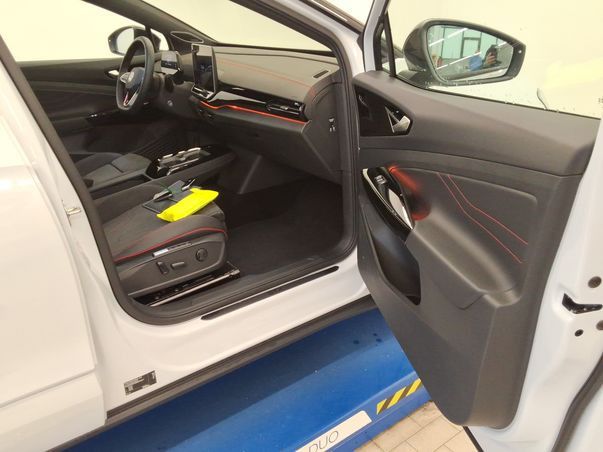 ID.4 GTX 4MOTION +AHK+KAMERA+PANO+HUD+HARMAN&KAR