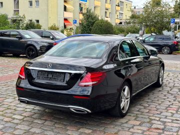 Mercedes E 220 - 5