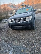 Nissan getribeschaden - gebrauchte Nissan Pathfinder aus dem Jahr 2005