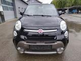 Fiat 500L 1.4Trekking+77000 km+KLIMA+NAVI+CAM+TÜV/NEU - schwarze Fiat 500L