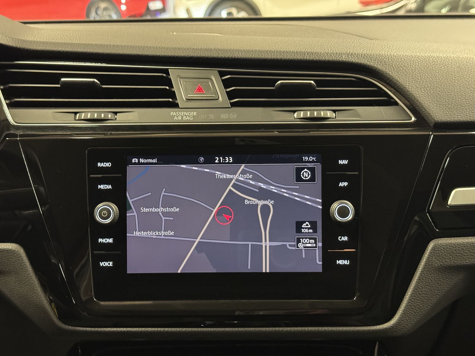 Fahrzeugabbildung Volkswagen Touran 1.5TSI Highline DSG/LED/Navi/ACC/bhz.FS/